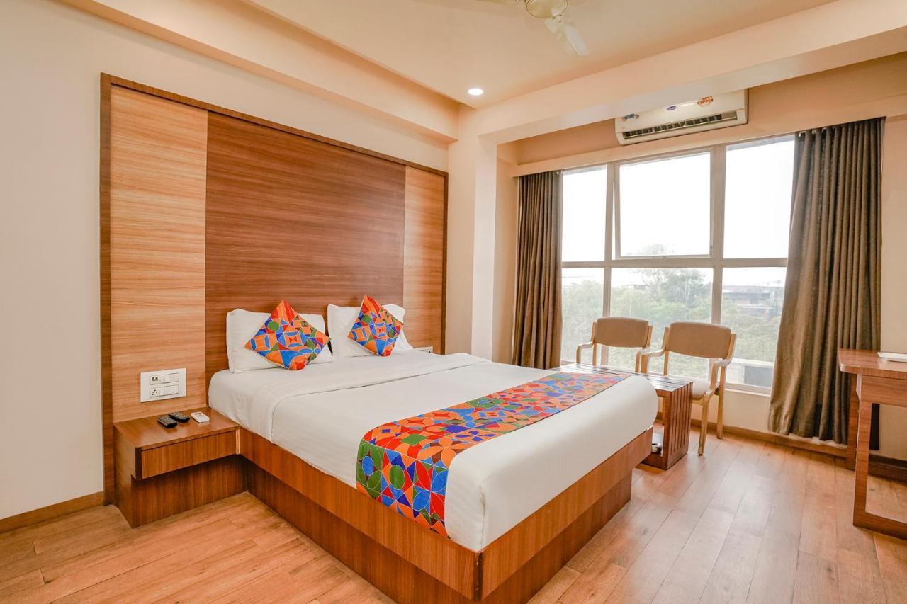 Hotel Mahadev Residency - Dapode, Bhiwandi Bagian luar foto